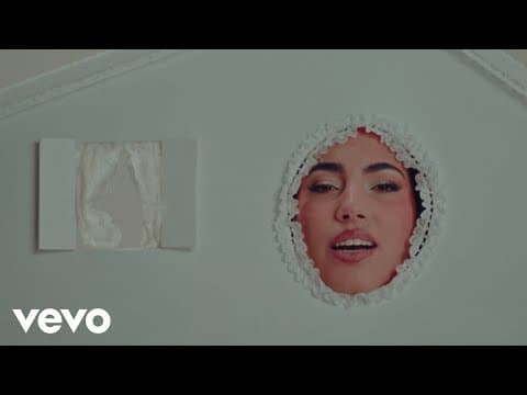 María José Llergo - María José Llergo - La Celda (Visualizer)