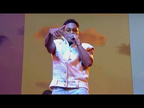 Myke Towers - Myke Towers - Premios Juventud 2025 (Live Performance)