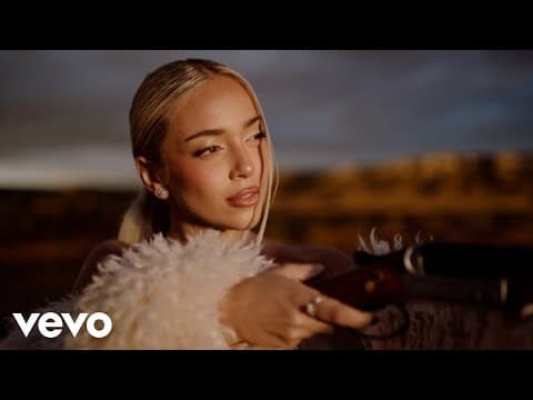 Ana Mena - Ana Mena - Lárgate (Video Oficial)