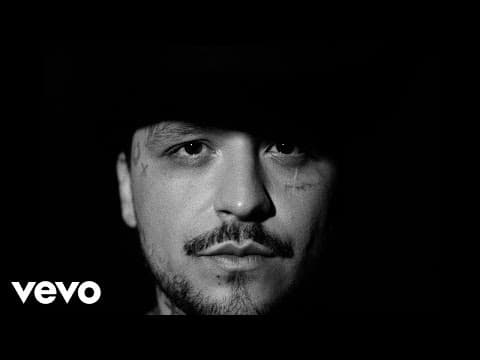 Christian Nodal - Christian Nodal - Intro Pa'l Cora (Video Oficial)
