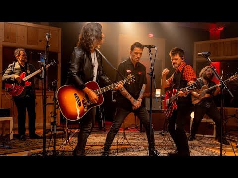 Coque Malla - Coque Malla, Dani Martín, Rulo y la Contrabanda - ¿Volverá? (Videoclip Oficial)